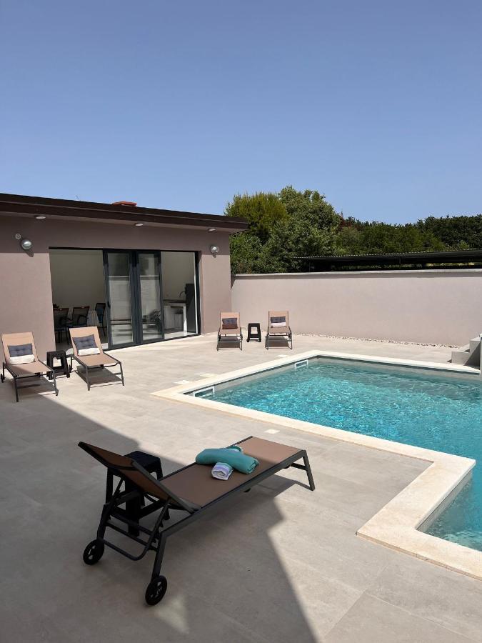 Villa Vida, Medulin - Bazen I Jacuzzi Luaran gambar