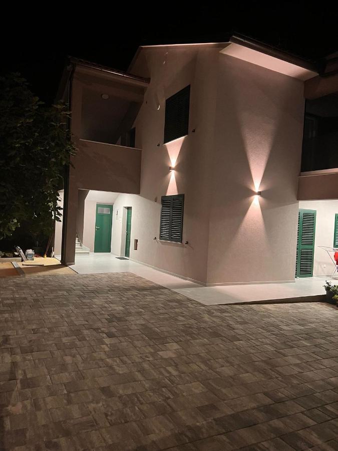 Villa Vida, Medulin - Bazen I Jacuzzi Luaran gambar